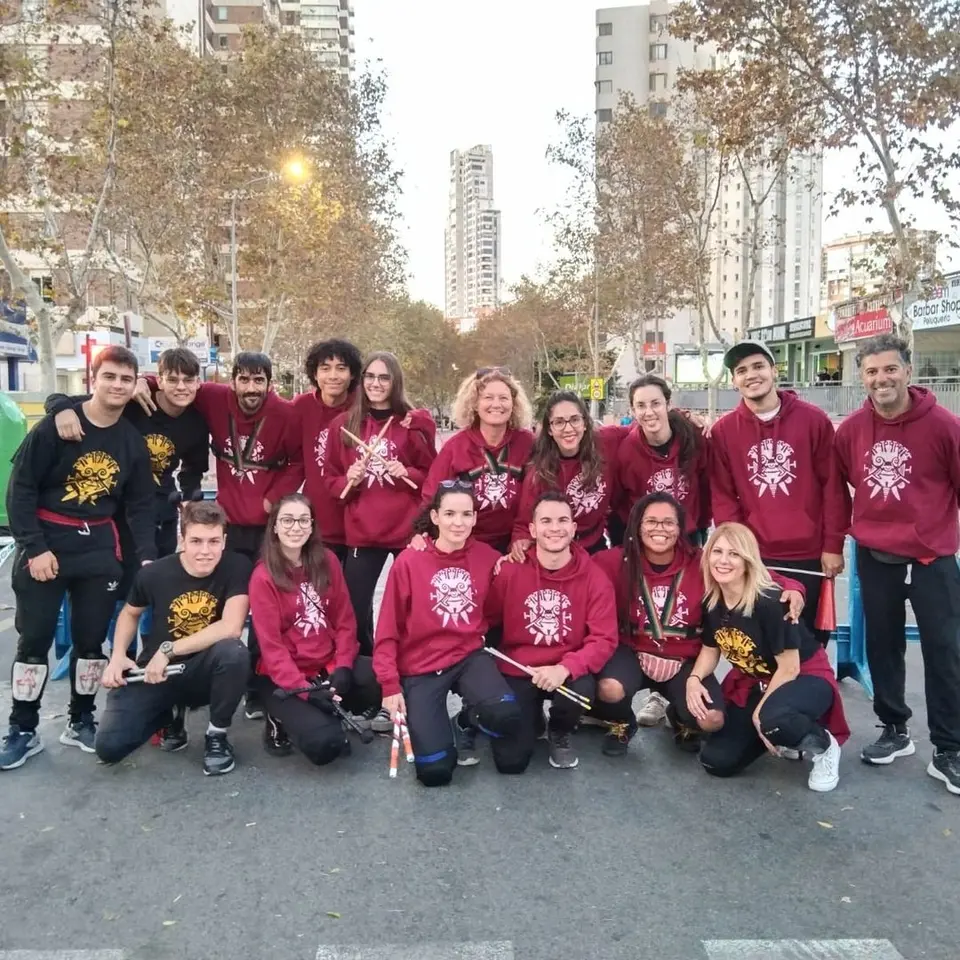 Grupo Tropa lo Trop reunido tras una actuación